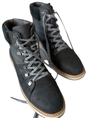 Women’s Toms Lace Up Booties